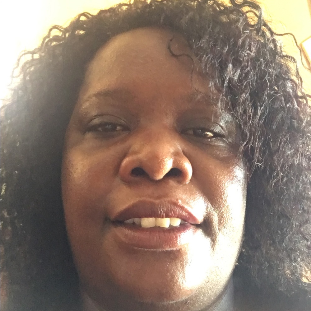 Meet your Posher, Miriam